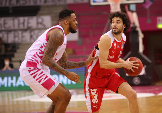 以及球员们 以及球员们