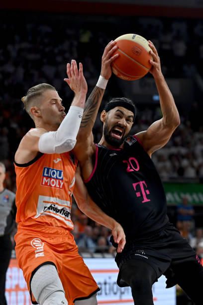 经成功上演 经成功上演