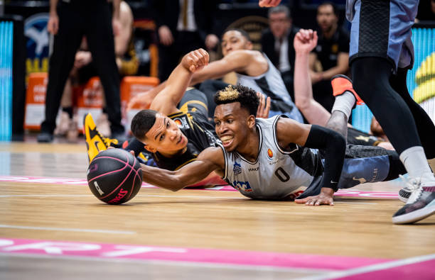 的表现再次 的表现再次